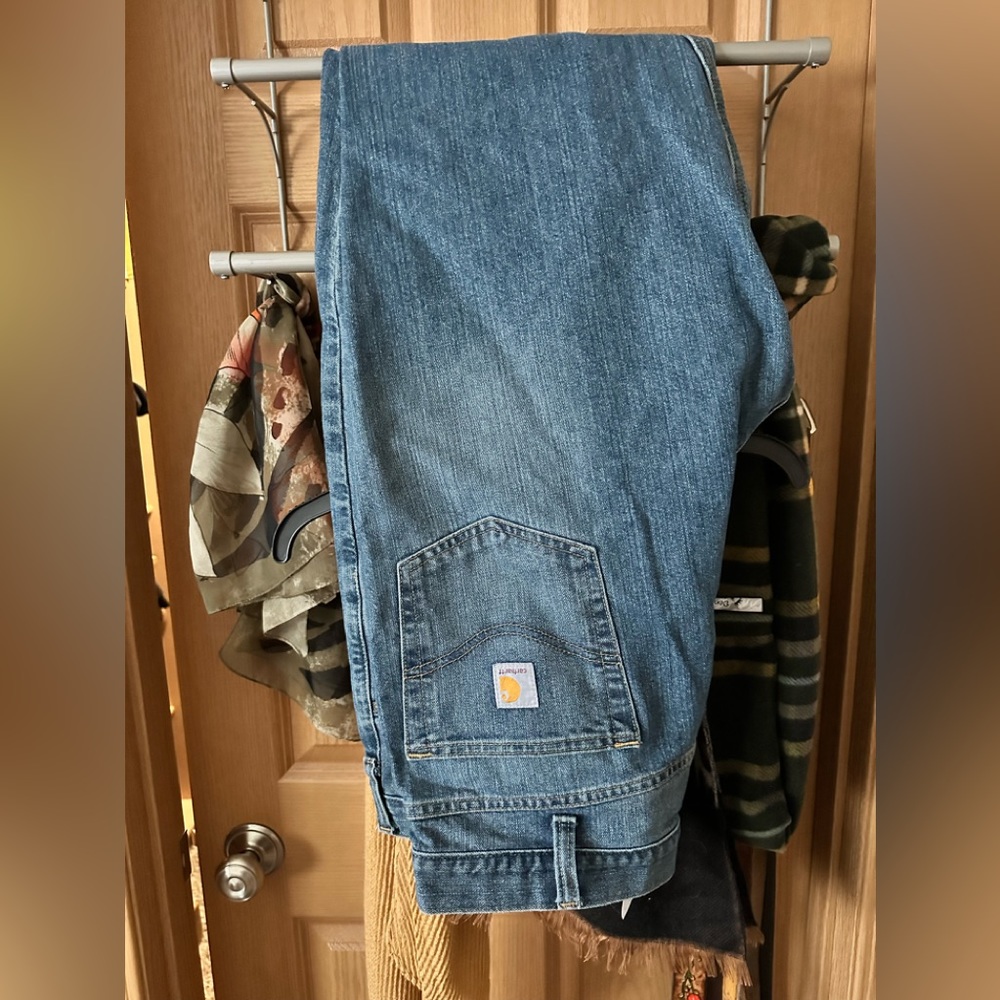 Like new! Size 40x34